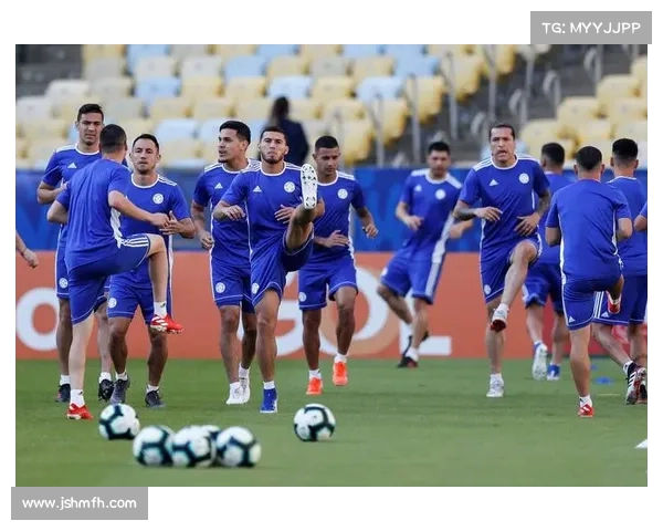 中国足球与巴西历史交锋回顾及其影响力分析 中国足球与巴西历史交锋回顾及其影响力分析