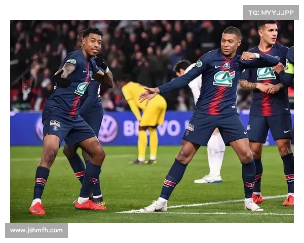 探析法甲冠军标志背后所蕴含的荣耀传统精神与多重象征价值意涵